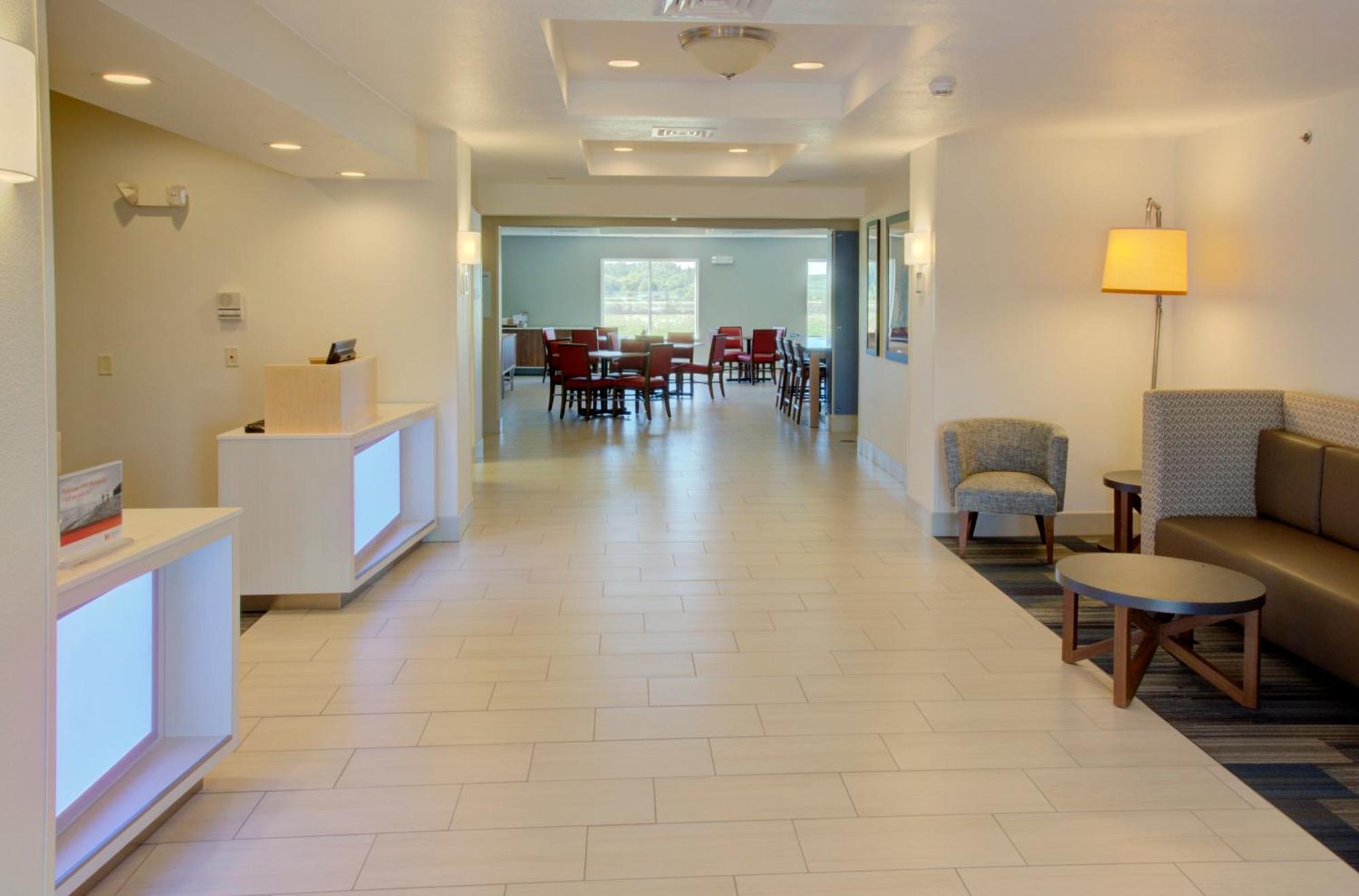 Holiday Inn Express & Suites Le Mars By Ihg מראה חיצוני תמונה