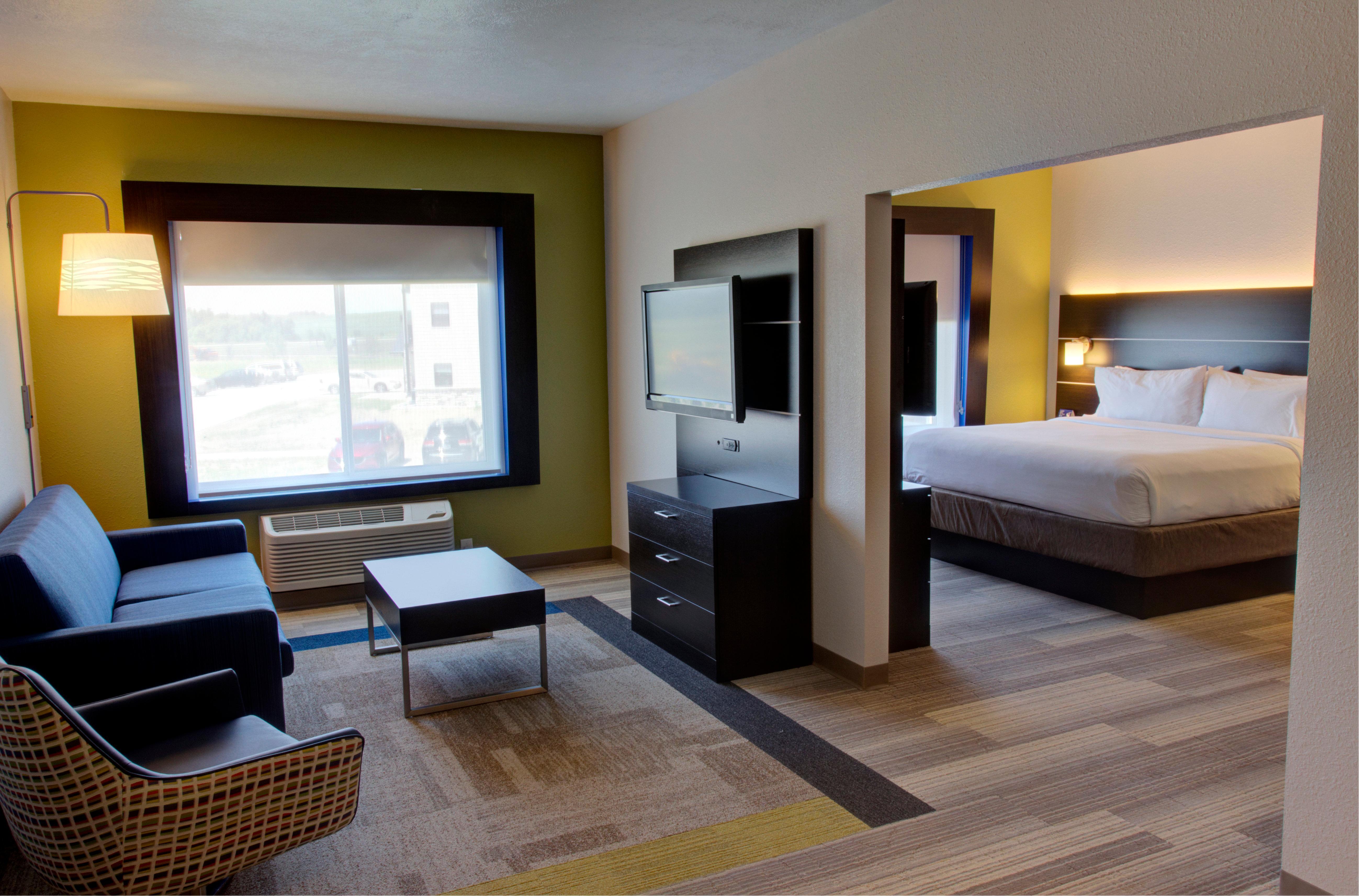 Holiday Inn Express & Suites Le Mars By Ihg מראה חיצוני תמונה