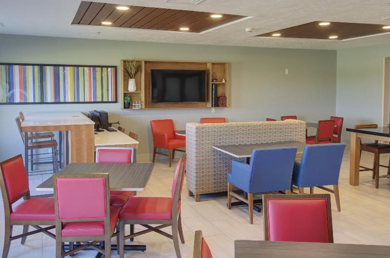 Holiday Inn Express & Suites Le Mars By Ihg מראה חיצוני תמונה